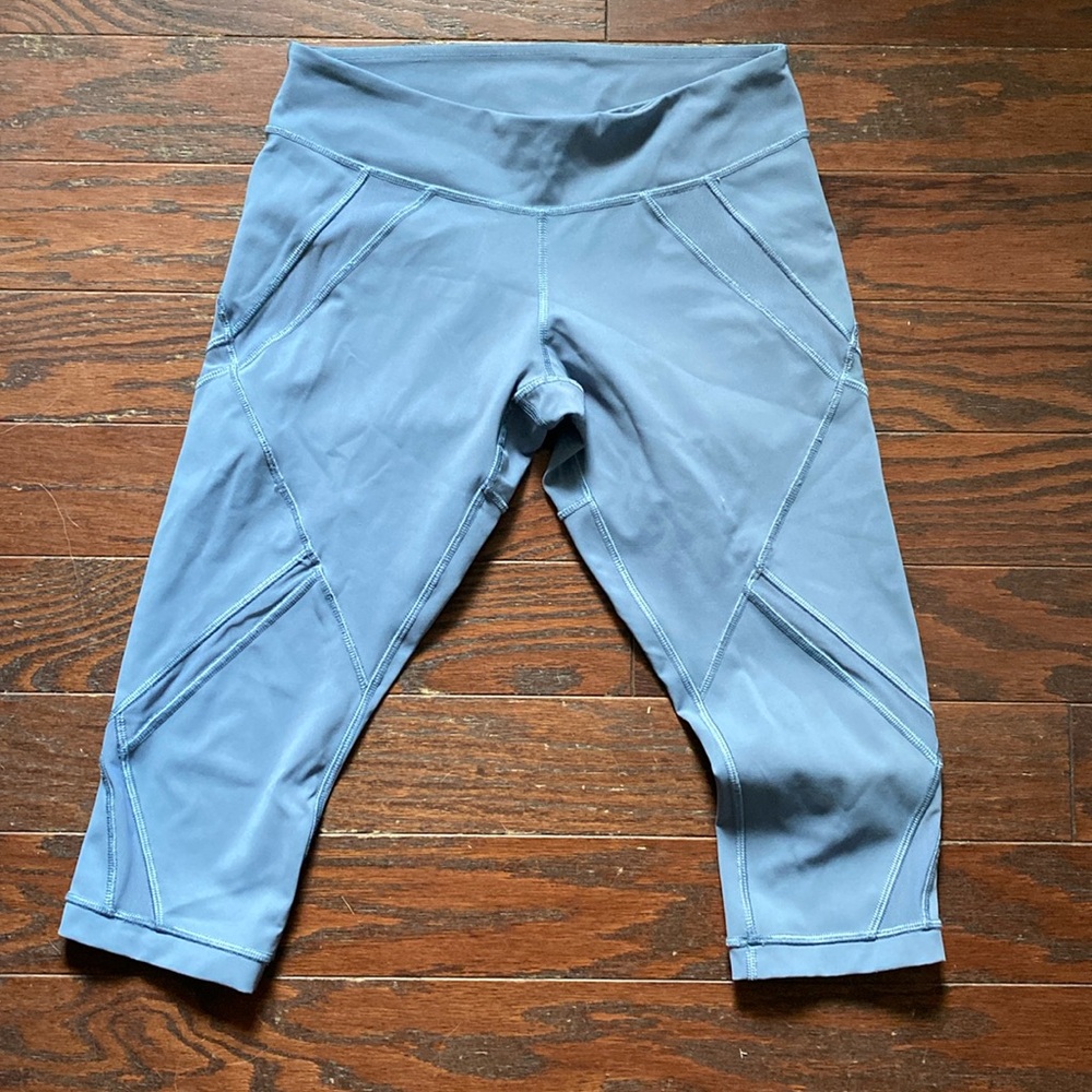 Lululemon Capri Leggings/Yoga Pants